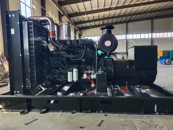 Générateur diesel à faible bruit 600KW conduit par le moteur diesel Cummins